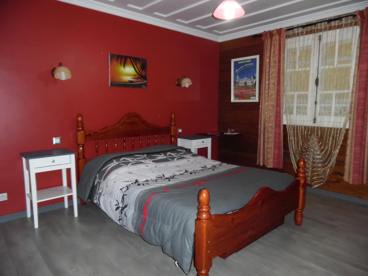 Le Cimendef Bed & Breakfast Салази Екстериор снимка