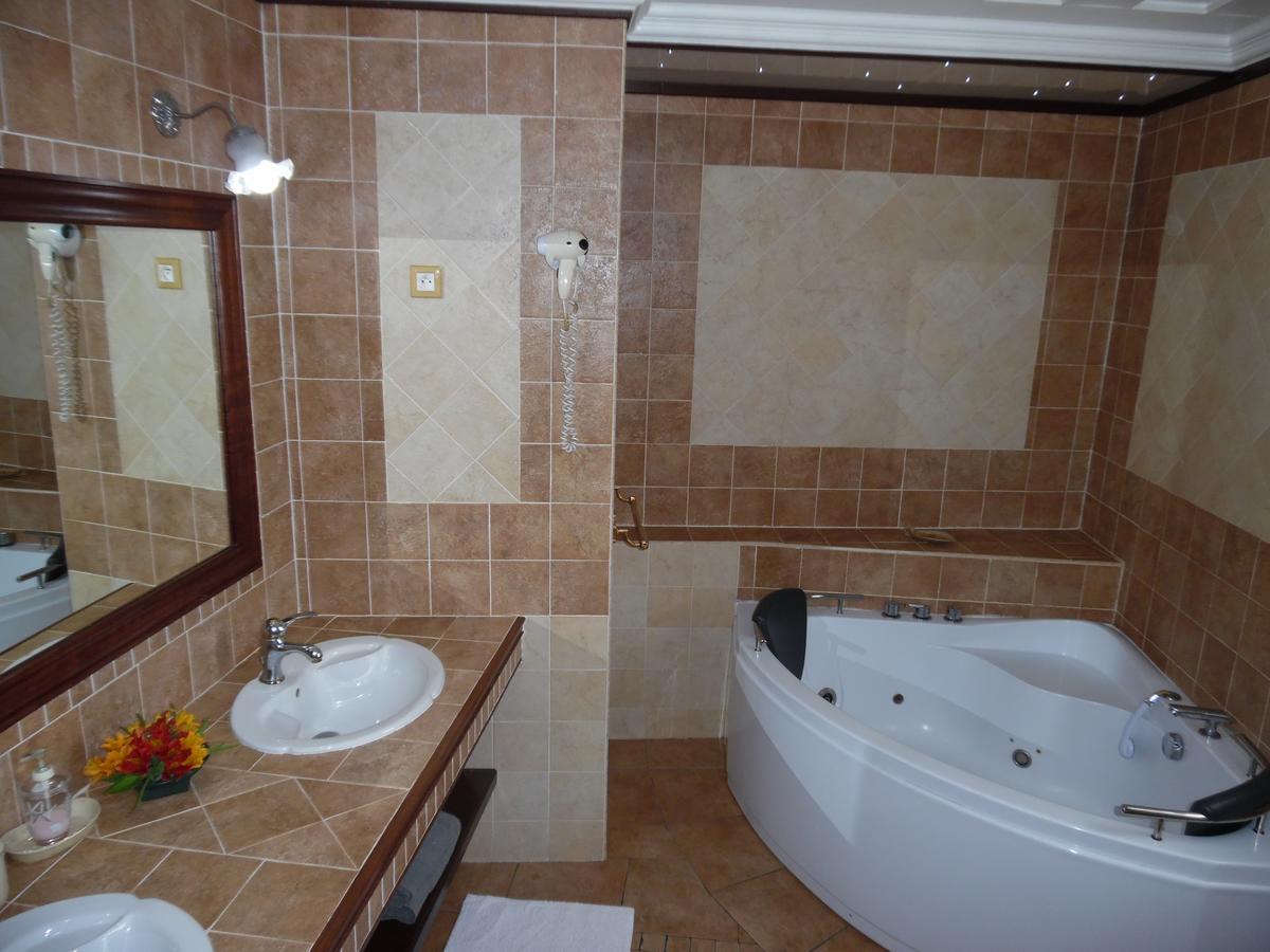 Le Cimendef Bed & Breakfast Салази Екстериор снимка